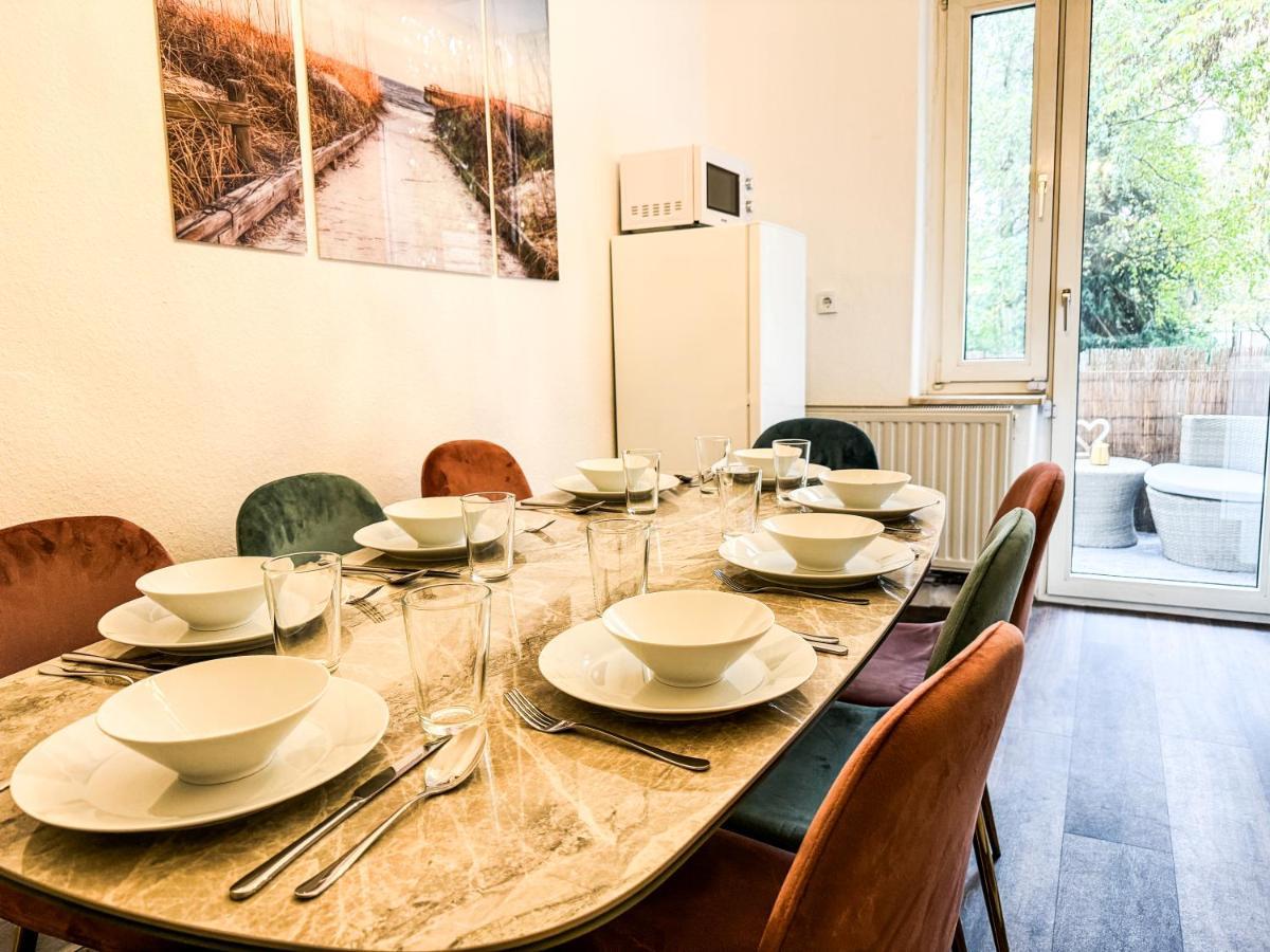 Apartment Citynah, Balkon, Grosse Kueche Und Garten