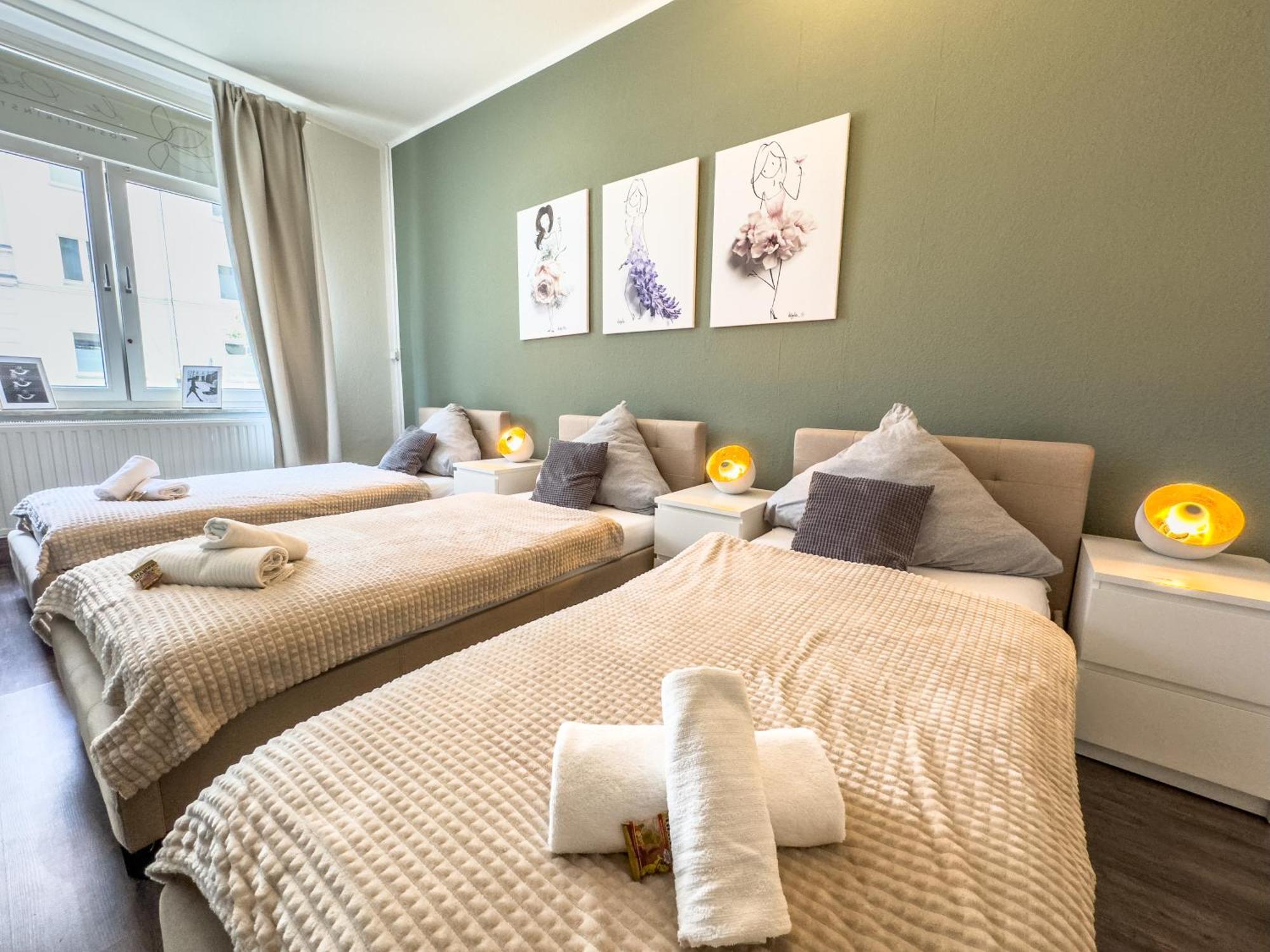 Apartment Citynah, Balkon, Grosse Kueche Und Garten *